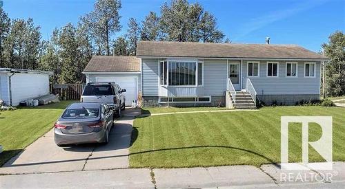 715 3 Avenue, Fox Creek, AB - Outdoor