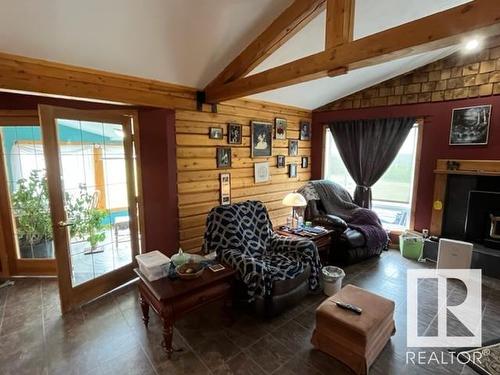 65060 Twp Rd 620, Rural Woodlands County, AB - Indoor