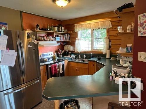 65060 Twp Rd 620, Rural Woodlands County, AB - Indoor Photo Showing Kitchen