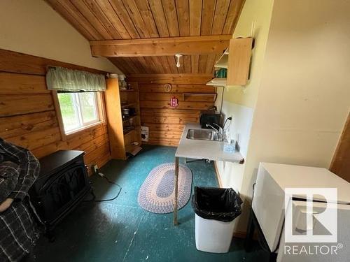 65060 Twp Rd 620, Rural Woodlands County, AB - Indoor