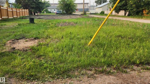 5113 52 Avenue, Elk Point, AB 