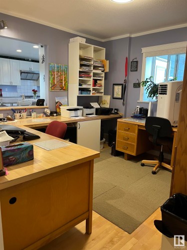 4826 52 Avenue, Elk Point, AB - Indoor