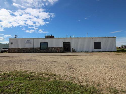 5011 45 Avenue, Mayerthorpe, AB 