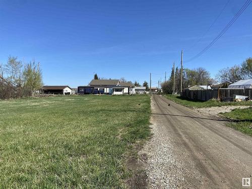 #236 26500 Hwy 44, Riviere Qui Barre, AB 