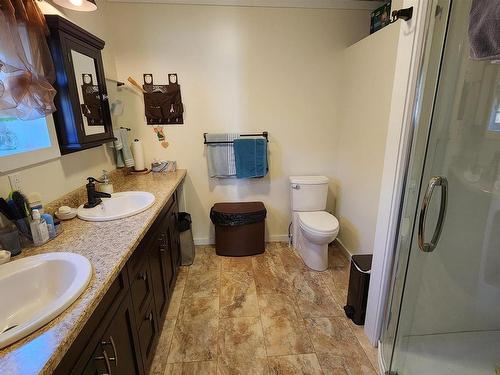 7308 Twp Rd 562, Rural St. Paul County, AB - Indoor Photo Showing Bathroom