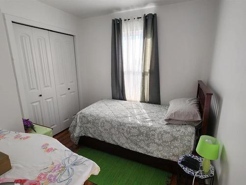 7308 Twp Rd 562, Rural St. Paul County, AB - Indoor Photo Showing Bedroom