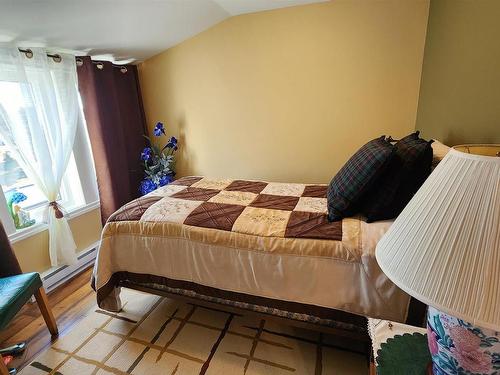 7308 Twp Rd 562, Rural St. Paul County, AB - Indoor Photo Showing Bedroom