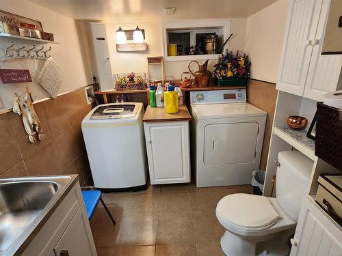 7308 Twp Rd 562, Rural St. Paul County, AB - Indoor Photo Showing Laundry Room