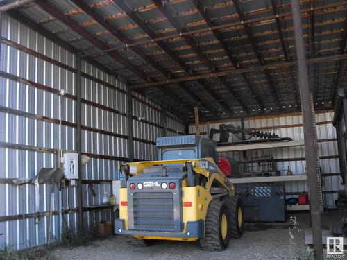 7308 Twp Rd 562, Rural St. Paul County, AB - Indoor Photo Showing Garage