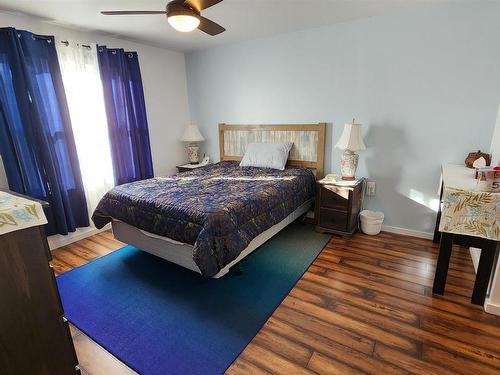 7308 Twp Rd 562, Rural St. Paul County, AB - Indoor Photo Showing Bedroom