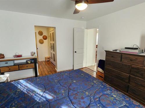 7308 Twp Rd 562, Rural St. Paul County, AB - Indoor Photo Showing Bedroom