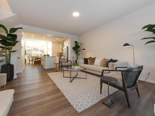 28 Nettle Crescent, St. Albert, AB - Indoor Photo Showing Living Room