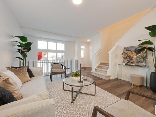 28 Nettle Crescent, St. Albert, AB - Indoor Photo Showing Living Room