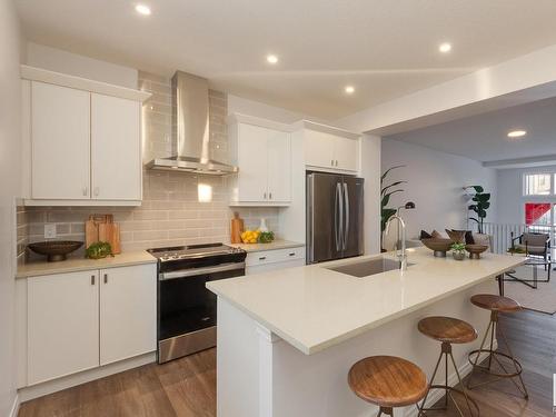 28 Nettle Crescent, St. Albert, AB - Indoor Photo Showing Kitchen With Stainless Steel Kitchen With Upgraded Kitchen