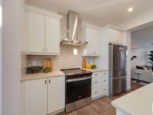 28 Nettle Crescent, St. Albert, AB - Indoor Photo Showing Kitchen With Stainless Steel Kitchen