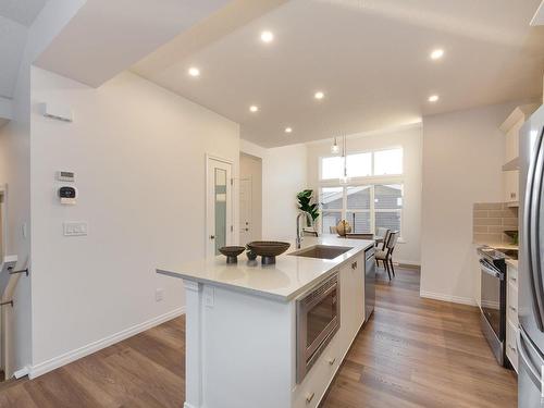 28 Nettle Crescent, St. Albert, AB - Indoor Photo Showing Kitchen With Stainless Steel Kitchen With Upgraded Kitchen