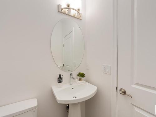 28 Nettle Crescent, St. Albert, AB - Indoor Photo Showing Bathroom