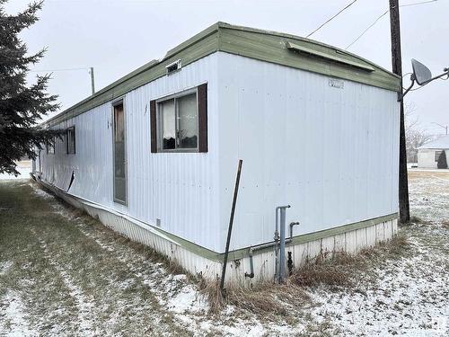 5007 50 Ave., Clyde, AB 