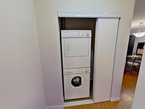 119 12110 106 Avenue Nw, Edmonton, AB - Indoor Photo Showing Laundry Room