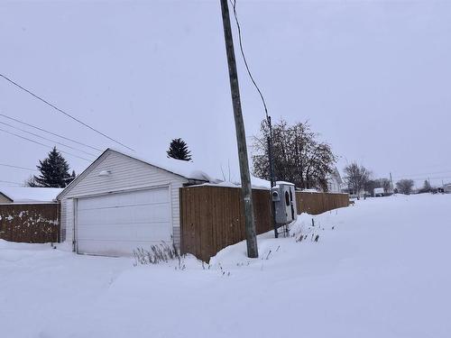 5134 49 Av, St. Paul Town, AB 