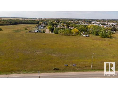 4701 46 St, Redwater, AB 