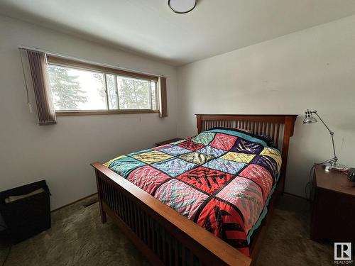 17331 Twp 592 Road, Rural Smoky Lake County, AB - Indoor Photo Showing Bedroom