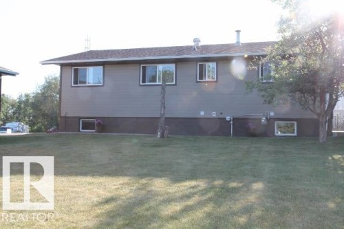 5414 Circle Drive, Elk Point, AB - Outdoor