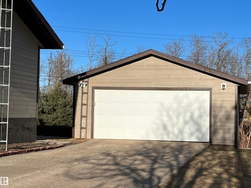 5414 Circle Drive, Elk Point, AB - Outdoor With Exterior