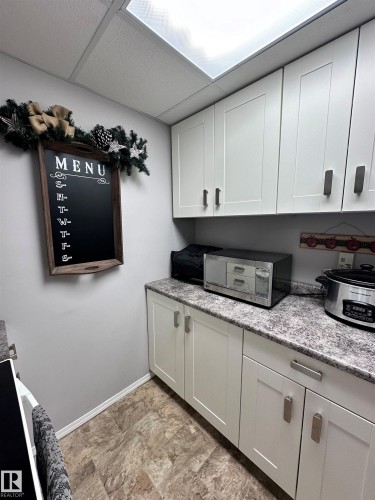 5109 50 Street, Elk Point, AB - Indoor Photo Showing Kitchen