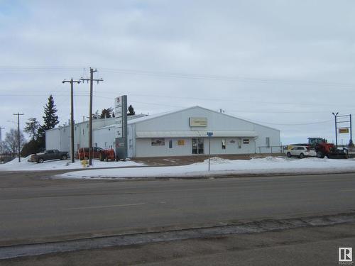 6138 50 Avenue, Vegreville, AB 