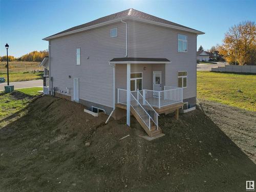 4220 41B Av, Drayton Valley, AB 