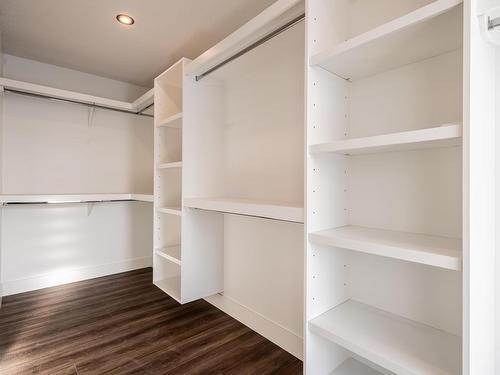 104 Edgefield Way Nw, St. Albert, AB - Indoor With Storage