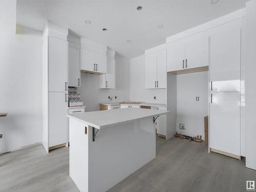 2744 Blatchford Road, Edmonton, AB - Indoor Photo Showing Kitchen