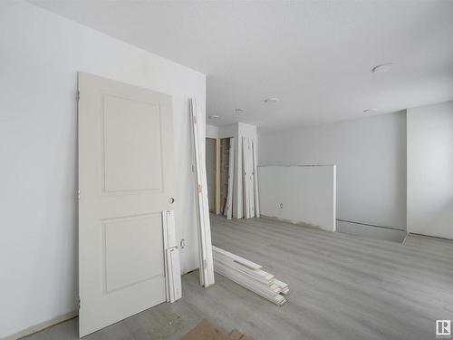 2744 Blatchford Road, Edmonton, AB - Indoor Photo Showing Other Room