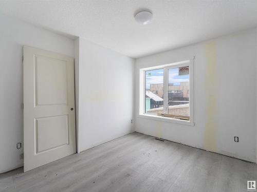 2744 Blatchford Road, Edmonton, AB - Indoor Photo Showing Other Room