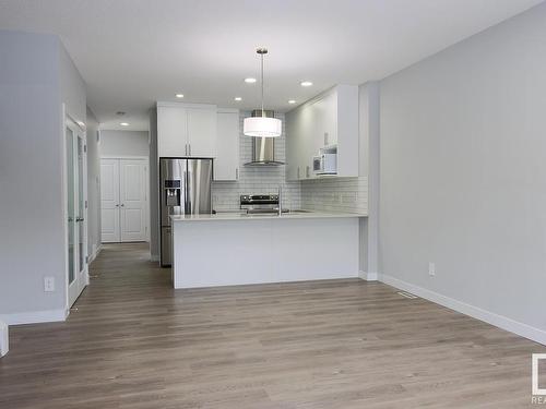 9919 227 Street, Edmonton, AB - Indoor Photo Showing Kitchen With Upgraded Kitchen