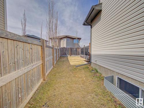 8406 95 St, Morinville, AB 