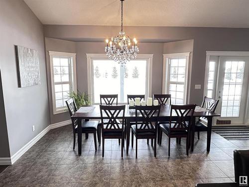 2 59327 Rge Rd 263, Rural Westlock County, AB - Indoor Photo Showing Dining Room