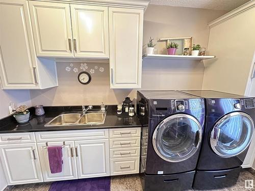 2 59327 Rge Rd 263, Rural Westlock County, AB - Indoor Photo Showing Laundry Room