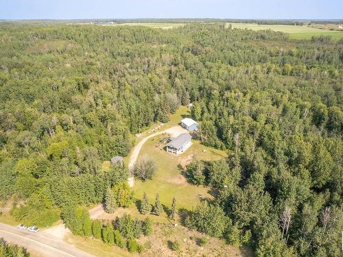 4518 Lakeshore Rd, Rural Parkland County, AB 