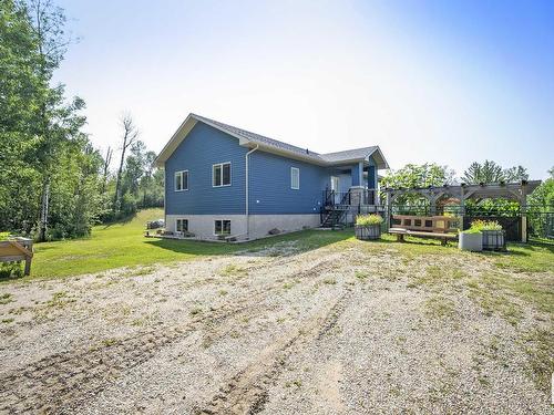 4518 Lakeshore Rd, Rural Parkland County, AB 