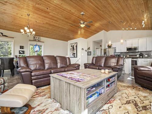 4518 Lakeshore Rd, Rural Parkland County, AB 