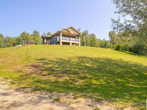 4518 Lakeshore Rd, Rural Parkland County, AB 