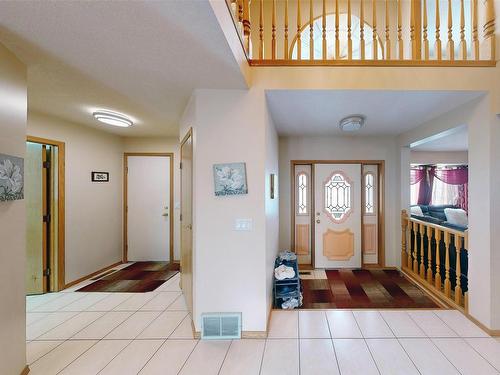 6119 156 Avenue, Edmonton, AB - Indoor Photo Showing Other Room