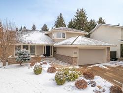 604 WOLF WILLOW RD NW  Edmonton, AB T5T 1E6
