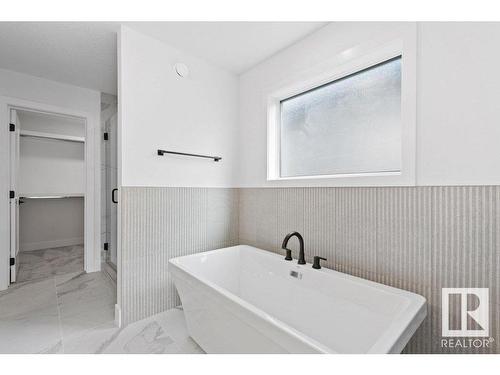 13 Fosbury Link, Sherwood Park, AB - Indoor Photo Showing Bathroom