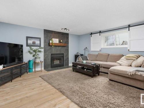 3613 Caledonia Dr, Leduc, AB 