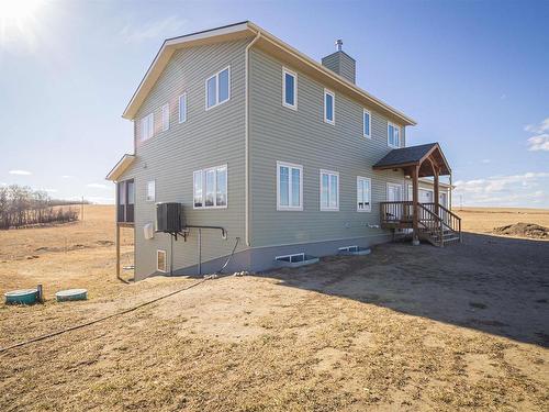551040 Range Road 85, Rural Two Hills County, AB 