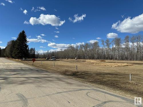 500 Parkins Avenue, Rural Lac Ste. Anne County, AB 