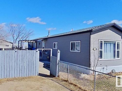 4752 50 Ave, Clyde, AB 